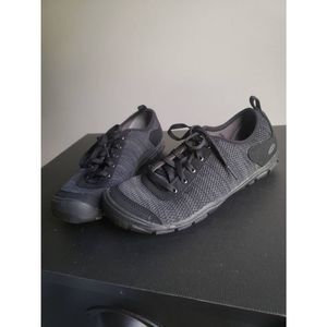 Keen Hush Knit CNX sneakers size 8